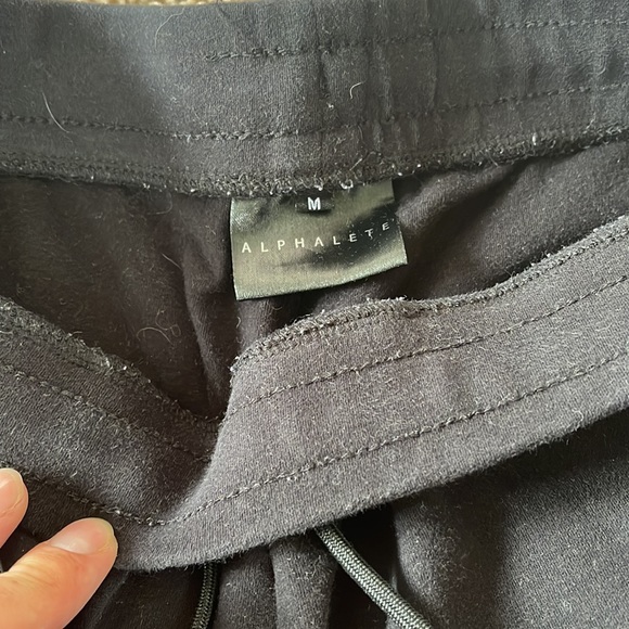 Alphalete joggers - Picture 3 of 4